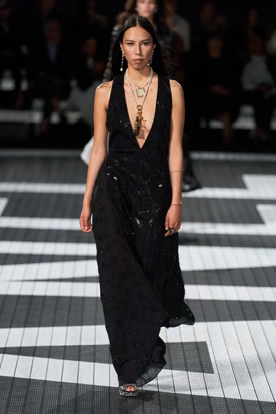 Look 68